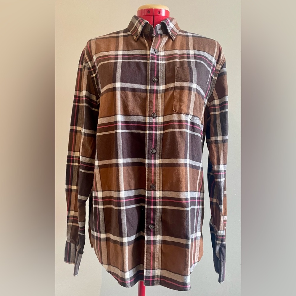 Banana Republic %100 cotton flannel shirt Sz.Medium (Slim fit)